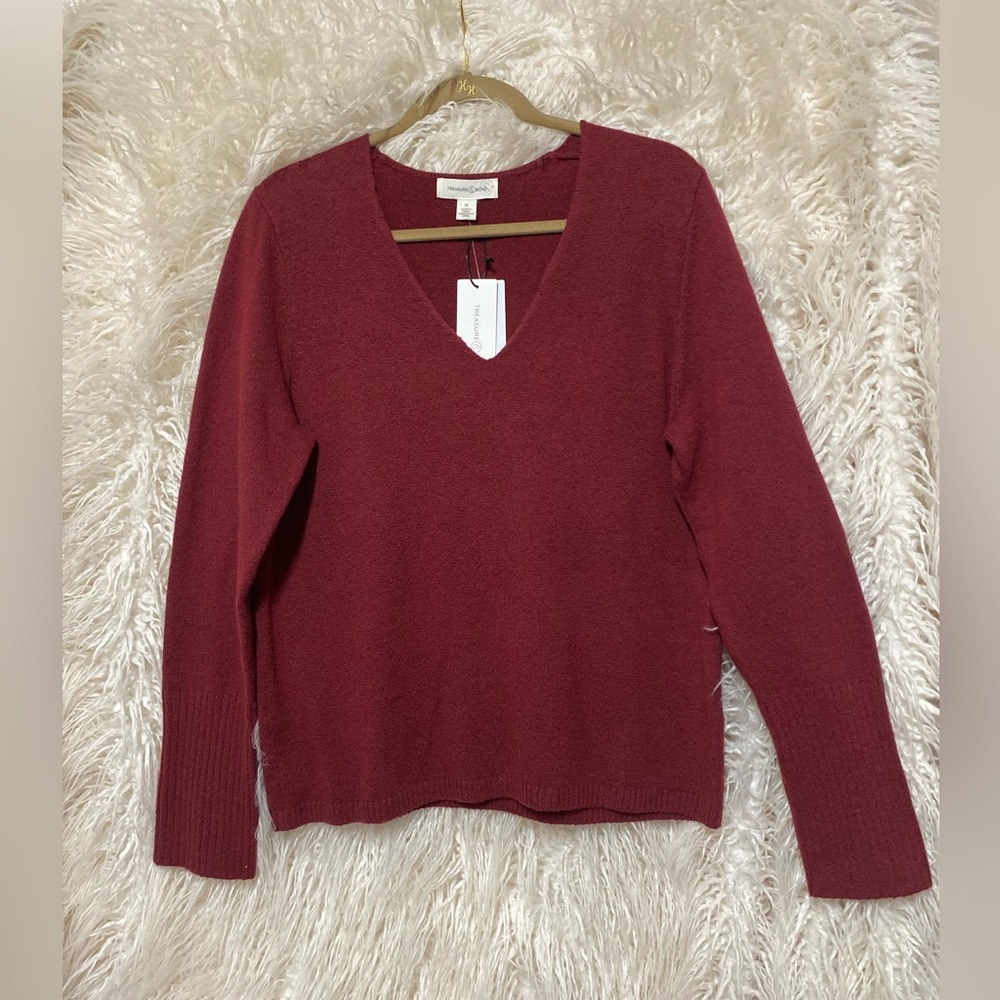 NWT Treasure & Bond V-Neck Sweater, Size M, Red Syrah